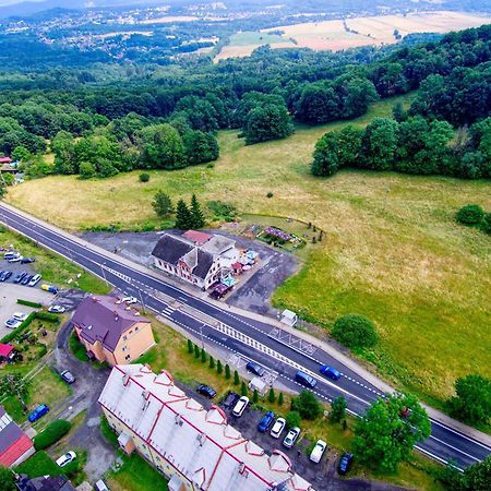 Motorest U Kone Kamenicky Senov Kültér fotó