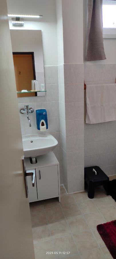 Motorest U Kone Kamenicky Senov Kültér fotó